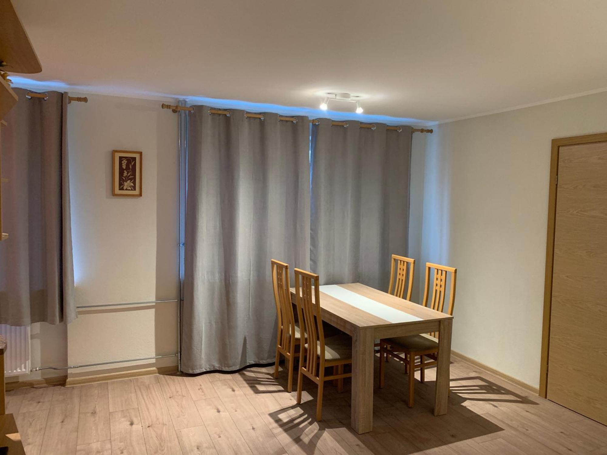 Dikol Two-Room Apartment-Self Check-In & Free Parking Near City Center タリン エクステリア 写真