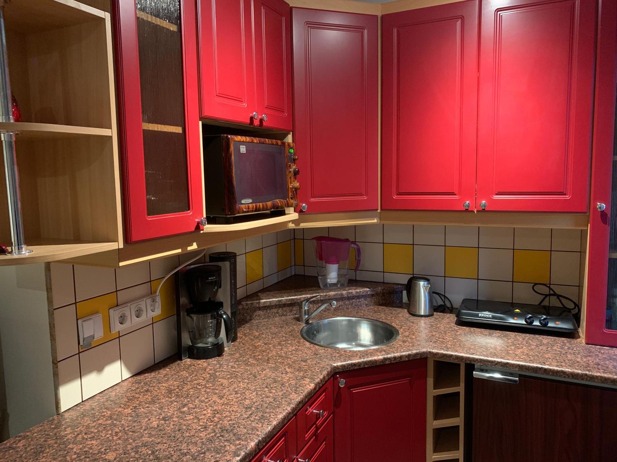 Dikol Two-Room Apartment-Self Check-In & Free Parking Near City Center タリン エクステリア 写真