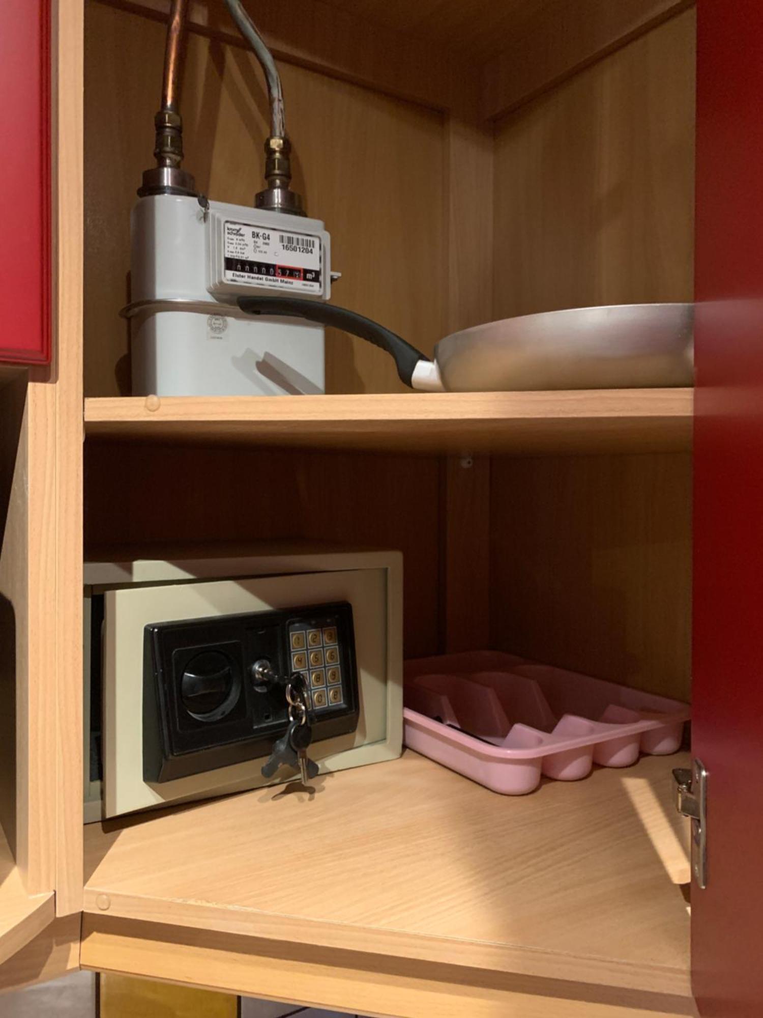 Dikol Two-Room Apartment-Self Check-In & Free Parking Near City Center タリン エクステリア 写真