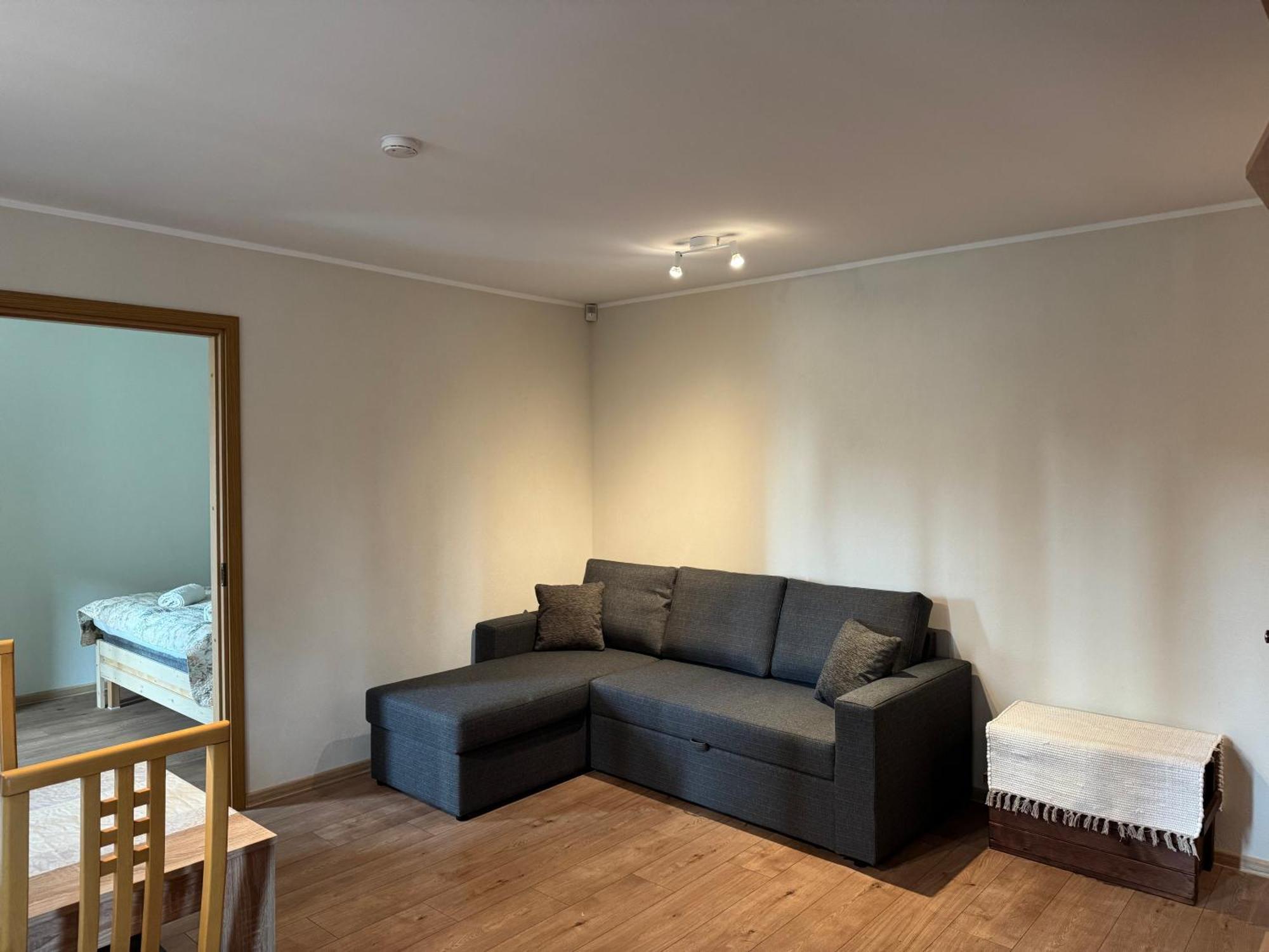 Dikol Two-Room Apartment-Self Check-In & Free Parking Near City Center タリン エクステリア 写真